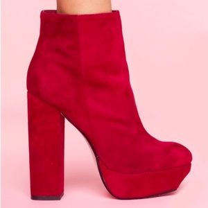 Dolce Vita Jenna Platform Boot- Wine